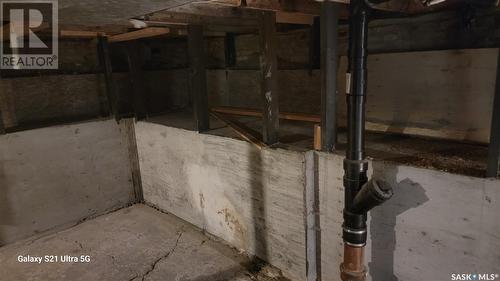 859 Argyle Street, Regina, SK - Indoor Photo Showing Basement