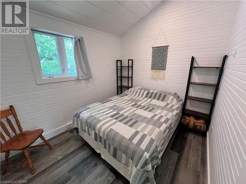 83344 David Drive, Ashfield-Colborne-Wawanosh, ON - Indoor Photo Showing Bedroom