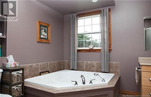 40 Hopkins Road, Jacksonville, NB - Indoor Photo Showing Bathroom