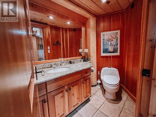 13516 S 27 Highway, Fort St. James, BC - Indoor Photo Showing Bathroom