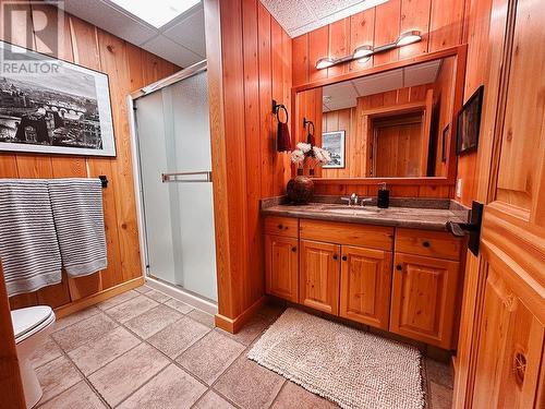 13516 S 27 Highway, Fort St. James, BC - Indoor Photo Showing Bathroom