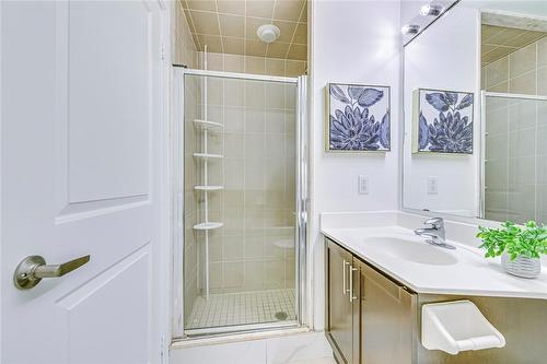 70 Absolute Avenue|Unit #1502, Mississauga, ON - Indoor Photo Showing Bathroom