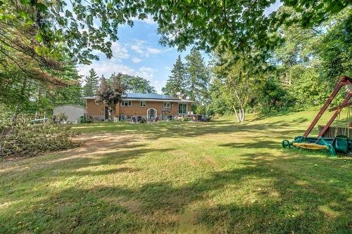 214 Carluke Road E, Ancaster, ON - Outdoor