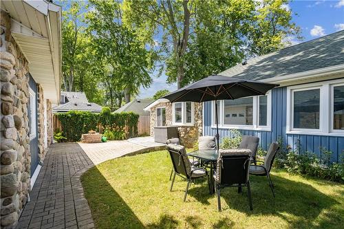 381 Maplewood Avenue, Crystal Beach, ON - Outdoor