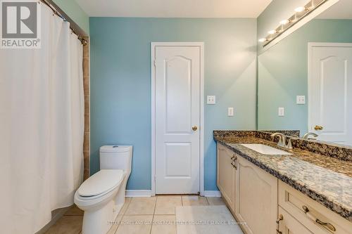 3751 Pearlstone Drive, Mississauga, ON - Indoor Photo Showing Bathroom