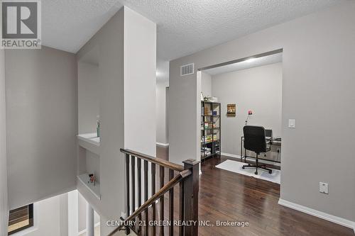 744 Sales Court, Milton, ON - Indoor Photo Showing Other Room