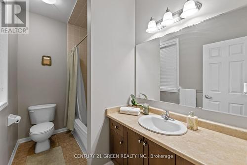 744 Sales Court, Milton, ON - Indoor Photo Showing Bathroom