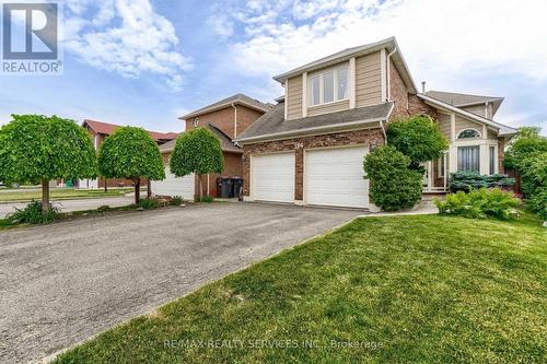 104 Lord Simcoe Drive, Brampton, ON - Outdoor With Facade