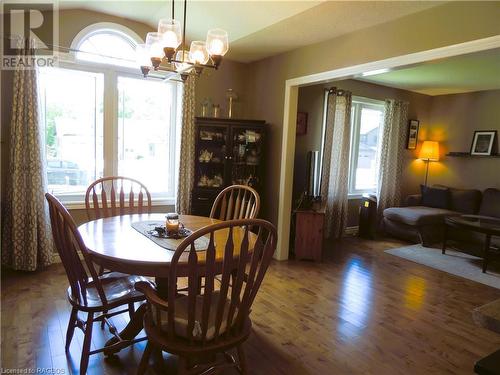 107 Macdonald Crescent, Durham, ON - Indoor Photo Showing Dining Room