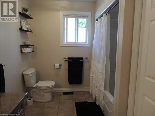 107 Macdonald Crescent, Durham, ON - Indoor Photo Showing Bathroom