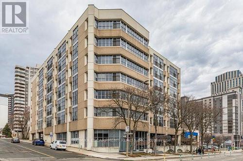 413 - 66 Bay Street S, Hamilton, ON - Outdoor With Facade