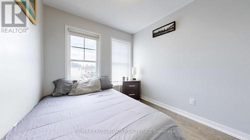 10610 Bathurst Street, Vaughan, ON - Indoor Photo Showing Bedroom