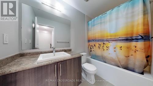 10610 Bathurst Street, Vaughan, ON - Indoor Photo Showing Bathroom