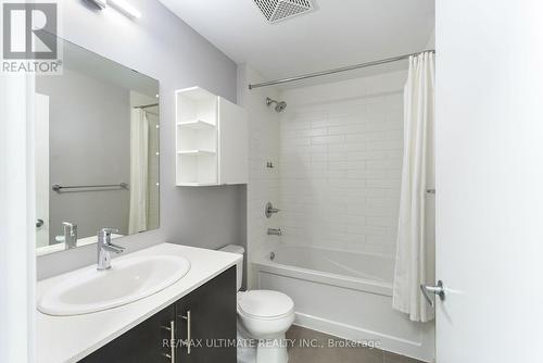 1903 - 360 Square One Drive, Mississauga, ON - Indoor Photo Showing Bathroom