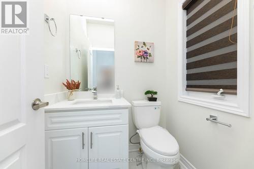 4 Whale Cove Court, Brampton, ON - Indoor Photo Showing Bathroom