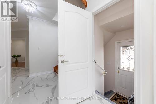 4 Whale Cove Court, Brampton, ON - Indoor Photo Showing Other Room