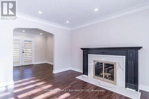 167 Blue Water Place, Burlington, ON - Indoor Photo Showing Living Room With Fireplace