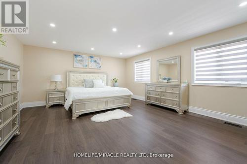 56 Valleyscape Trail, Caledon, ON - Indoor Photo Showing Bedroom