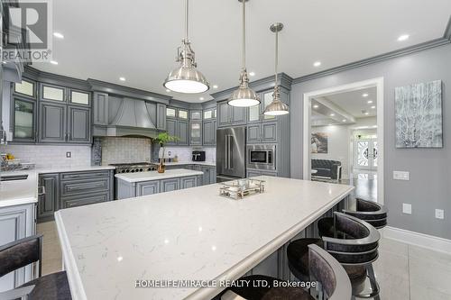 56 Valleyscape Trail, Caledon, ON - Indoor Photo Showing Kitchen With Double Sink With Upgraded Kitchen