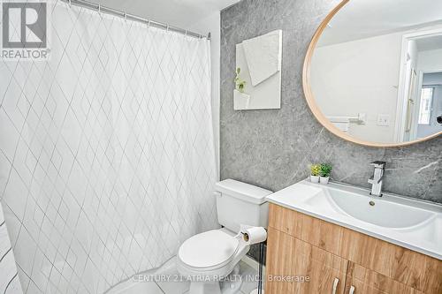 901 - 155 Hillcrest Avenue, Mississauga, ON - Indoor Photo Showing Bathroom