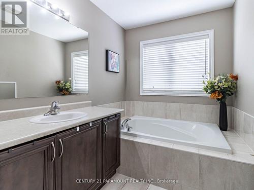 37 Campwood Crescent, Brampton, ON - Indoor Photo Showing Bathroom