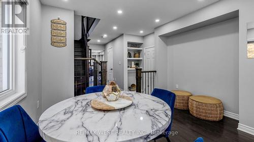 20 Reichert Court, Milton (Willmott), ON - Indoor Photo Showing Dining Room