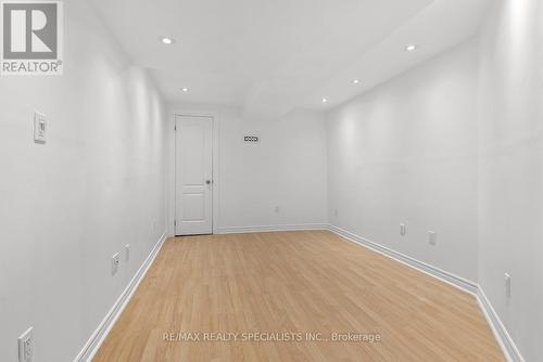 5694 Jenvic Grove, Mississauga, ON - Indoor Photo Showing Other Room