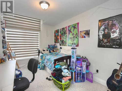 8 Summerbeam Way, Brampton, ON - Indoor Photo Showing Bedroom