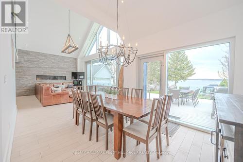 1627 Houston Avenue, Innisfil, ON - Indoor Photo Showing Dining Room