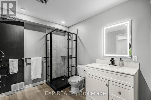 507 Grange Way, Peterborough, ON - Indoor Photo Showing Bathroom