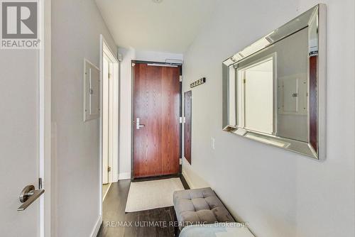 614 - 25 Oxley Street, Toronto, ON - Indoor Photo Showing Other Room