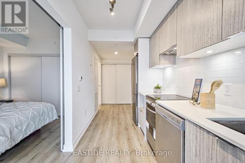 3911 - 395 Bloor Street E, Toronto, ON - Indoor Photo Showing Kitchen