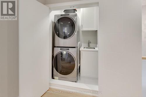 37 Fairchild Avenue, Toronto, ON - Indoor Photo Showing Laundry Room