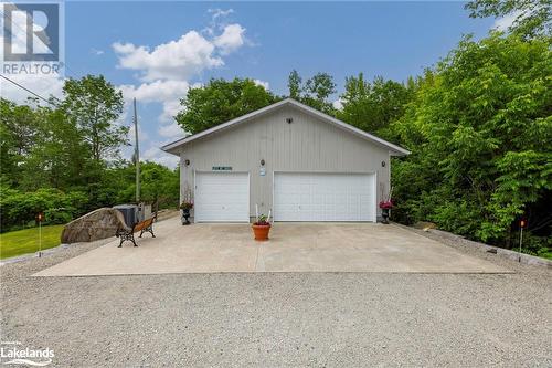 490 Crooked Bay Road, Port Severn, ON - Outdoor With Exterior