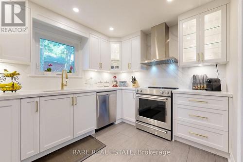 28 Burnley Avenue, Toronto, ON - Indoor Photo Showing Kitchen With Upgraded Kitchen