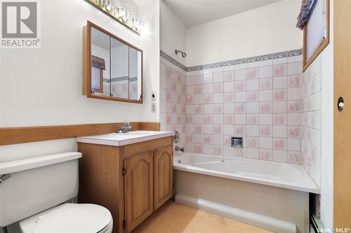222 Daly Avenue, Regina Beach, SK - Indoor Photo Showing Bathroom