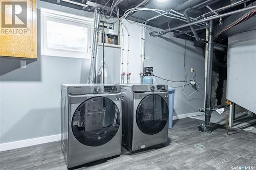 327 Retallack Street, Regina, SK - Indoor Photo Showing Laundry Room