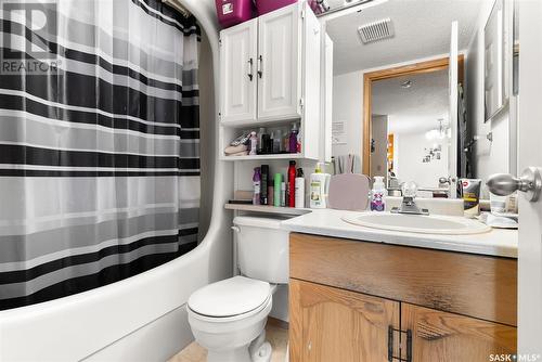 105 2275 Mcintyre Street, Regina, SK - Indoor Photo Showing Bathroom
