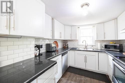 1568 Mallah Drive, Sarnia, ON - Indoor Photo Showing Kitchen With Double Sink