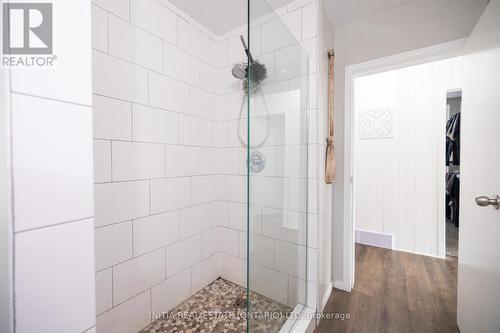1568 Mallah Drive, Sarnia, ON - Indoor Photo Showing Bathroom