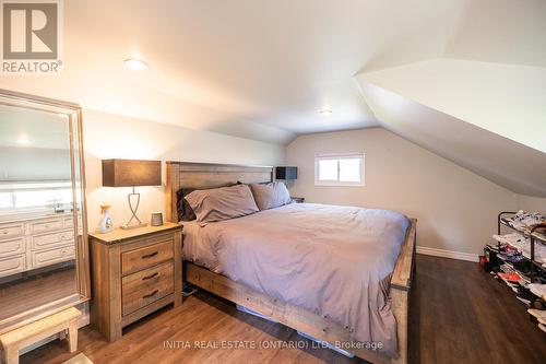 1568 Mallah Drive, Sarnia, ON - Indoor Photo Showing Bedroom