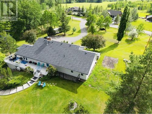 3171 Huston Road, 150 Mile House, BC - Outdoor