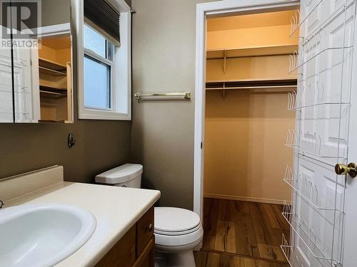 31 500 Wotzke Drive, Williams Lake, BC - Indoor Photo Showing Bathroom