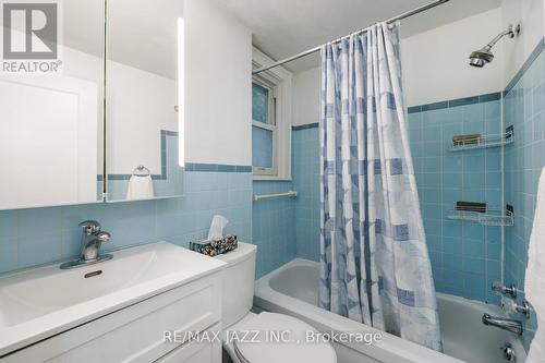 24 Liberty Street N, Clarington, ON - Indoor Photo Showing Bathroom