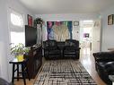 315 10Th Avenue, Castlegar, BC  - Indoor Photo Showing Living Room 