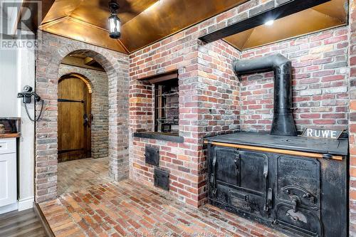 5 Canal Street, Amherstburg, ON - Indoor Photo Showing Other Room With Fireplace