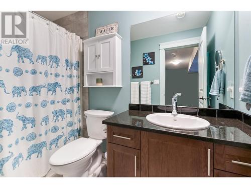 4400 Mclean Creek Road Unit# 201, Penticton, BC - Indoor Photo Showing Bathroom