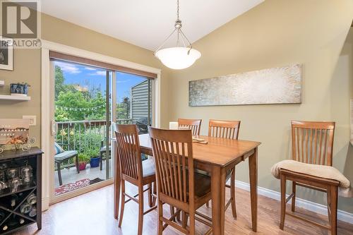 245 Snowsell Street Unit# 117, Kelowna, BC - Indoor Photo Showing Dining Room