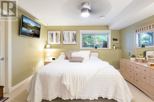 245 Snowsell Street Unit# 117, Kelowna, BC - Indoor Photo Showing Bedroom