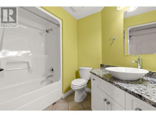 3937 Gallaghers Circle, Kelowna, BC - Indoor Photo Showing Bathroom